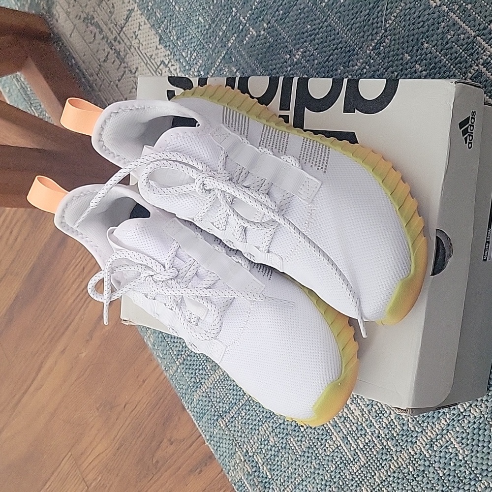 Adidas Kaptir Flow Women's sneakers shoes 8.5